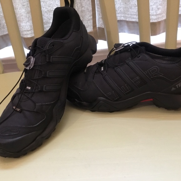 Adidas Terrex Traxion hiking shoe. Gortex, Waterproof . Mens siz 10-1/2 - Picture 3 of 5